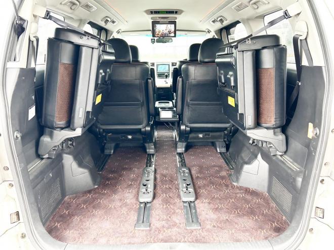 アルファード2.4 240SタイプゴールドⅡ 4WD　ローンが不安な方＜優遇ローン＞本州仕入　両側パワースライドドア　パワーバックドア 4WD