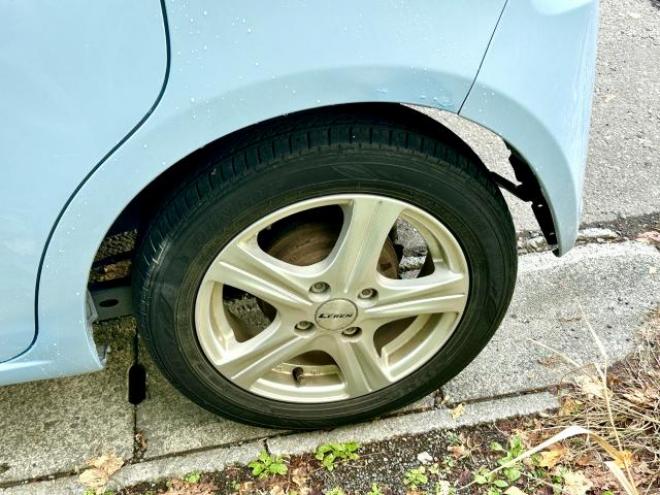 ピクシススペースX 4WD タイミングチェーン車　メモリーナビ　フルセグテレビ　DVD再生 Bluetooth エンジンスターター　スタッドレス付き 4WD 660 5Dr