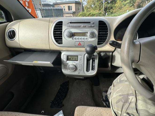 モコ4WD E-FOUR タイミングチェーン　車検R9.6まで　スマートキー　CD  
ご来店の方のみ　4WD 660 5Dr