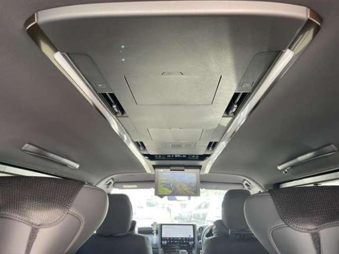 アルファード2.5 Z 4WD 寒冷地仕様 モデリスタエアロ クレンツェ20インチ パノラミックビューモニター ビルトインETC2.0 電動リアゲート 走行中TV可 デジタルインナーミラー フリップダウンモニター BSM 社外前後ドラレコ 2500