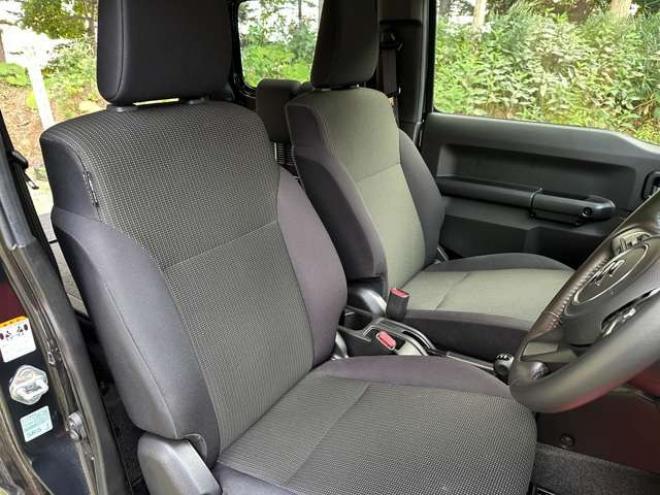 ジムニーシエラ1.5 JC 4WD パワステ パワーウィンドウ 社外ナビ 社外アルミ ABS キーレス ワンオーナー ETC ドライブレコーダー リフトアップ 横滑り防止装置 盗難防止装置 シートヒーター 1500