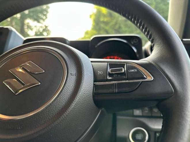 ジムニーシエラ1.5 JC 4WD パワステ パワーウィンドウ 社外ナビ 社外アルミ ABS キーレス ワンオーナー ETC ドライブレコーダー リフトアップ 横滑り防止装置 盗難防止装置 シートヒーター 1500