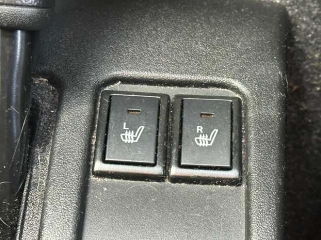 ジムニーシエラ1.5 JC 4WD パワステ パワーウィンドウ 社外ナビ 社外アルミ ABS キーレス ワンオーナー ETC ドライブレコーダー リフトアップ 横滑り防止装置 盗難防止装置 シートヒーター 1500