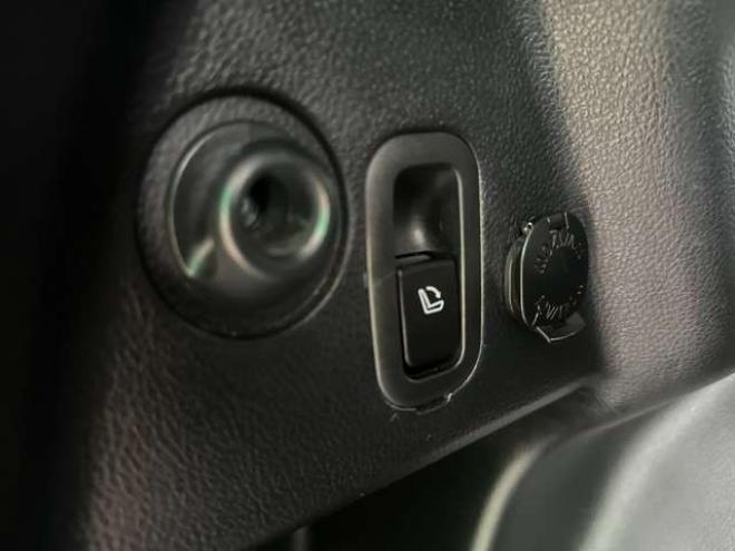 フォレスター2.0 tS 4WD 300台限定車/ターボ/社外ナビ/Bカメラ/電動リアゲート 2000