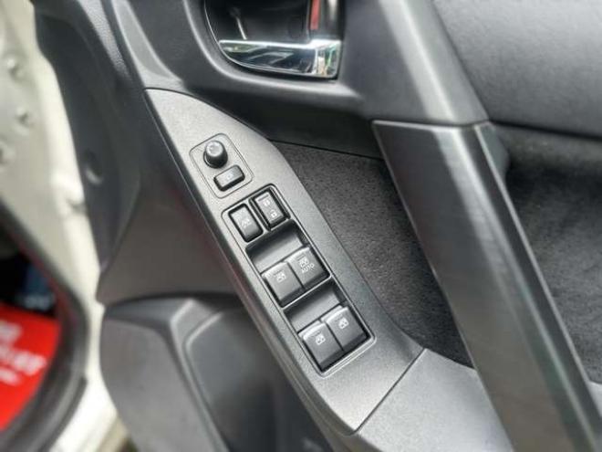 フォレスター2.0 tS 4WD 300台限定車/ターボ/社外ナビ/Bカメラ/電動リアゲート 2000