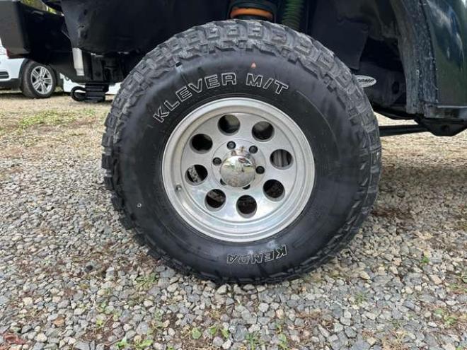 ランドクルーザー80 4.2 VXリミテッド EGR装着車 ディーゼルターボ 4WD リフトアップ 社外バンパー 3連メーター サンルーフ キーレス クルーズコントロール ETC パワステ パワーウィンドウ 社外ナビ 社外アルミ キーレスエントリー 4200