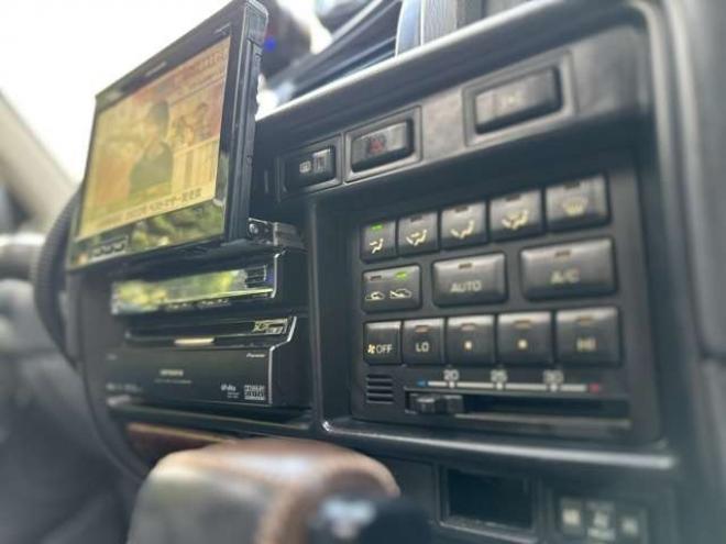 ランドクルーザー80 4.2 VXリミテッド EGR装着車 ディーゼルターボ 4WD リフトアップ 社外バンパー 3連メーター サンルーフ キーレス クルーズコントロール ETC パワステ パワーウィンドウ 社外ナビ 社外アルミ キーレスエントリー 4200