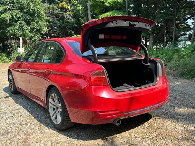 BMW3シリーズ 320i xドライブ 4WD 電動シート/ナビ/Bカメラ/CD/Bluetooth 正規輸入車 2000