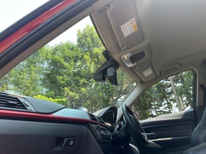 BMW3シリーズ 320i xドライブ 4WD 電動シート/ナビ/Bカメラ/CD/Bluetooth 正規輸入車 2000