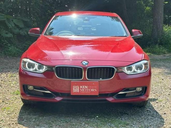 BMW3シリーズ 320i xドライブ 4WD 電動シート/ナビ/Bカメラ/CD/Bluetooth 正規輸入車 2000