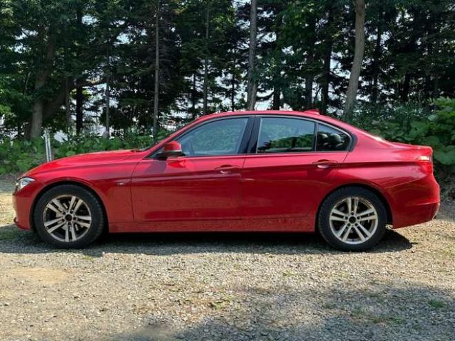 BMW3シリーズ 320i xドライブ 4WD 電動シート/ナビ/Bカメラ/CD/Bluetooth 正規輸入車 2000