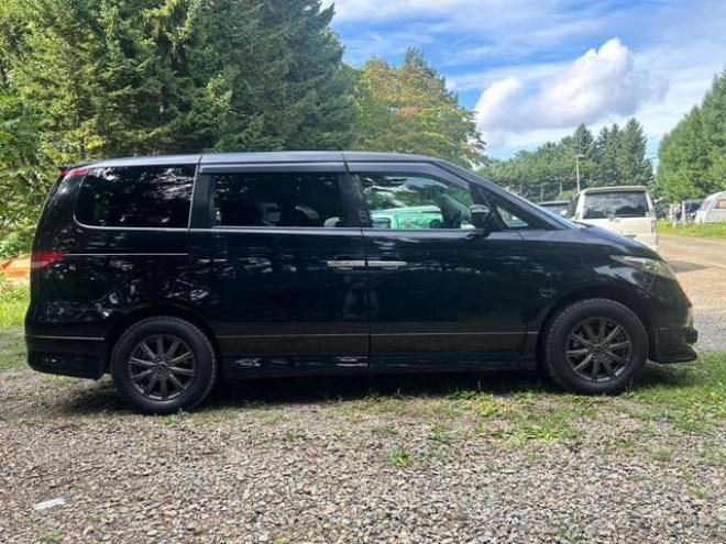 エリシオン2.4 G エアロ HDDナビスペシャルパッケージ 4WD ABS バックカメラ 盗難防止装置 エアコン パワステ パワーウィンドウ HDDナビ ETC キーレス 3列シート 両側電動スライドドア アルミホイール DVD再生 CD フォグランプ 2400