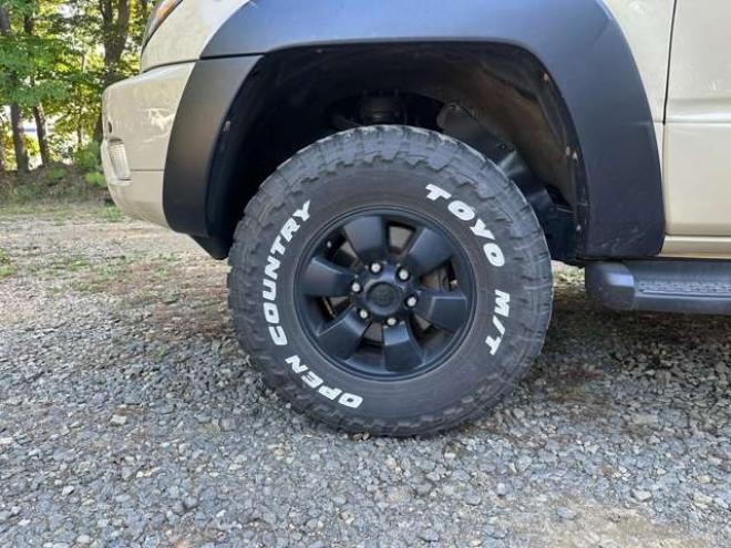 ハイラックスサーフ2.7 SSR-X アメリカンバージョン 4WD コンビハンドル 社外ナビ バックカメラ ETC 社外スターター 社外ヘッドライト シートカバー パワーウィンドウ パワステ 純正アルミ ABS キーレス 社外テール 社外グリル 2700