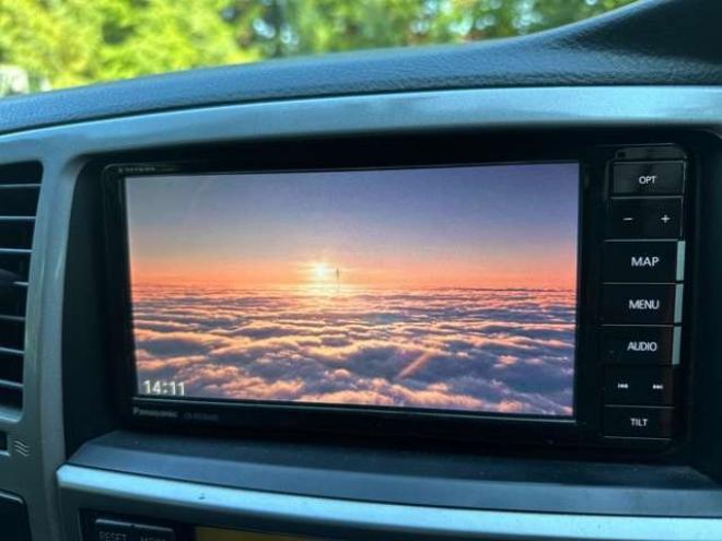 ハイラックスサーフ2.7 SSR-X アメリカンバージョン 4WD コンビハンドル 社外ナビ バックカメラ ETC 社外スターター 社外ヘッドライト シートカバー パワーウィンドウ パワステ 純正アルミ ABS キーレス 社外テール 社外グリル 2700