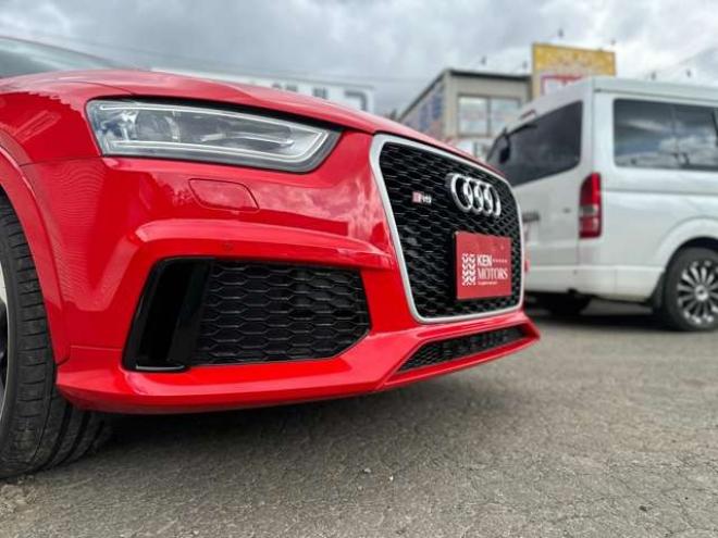 アウディRS Q3 2.5 4WD ナビTV/Bカメラ/パワーシート/純正AW 正規輸入車 2500