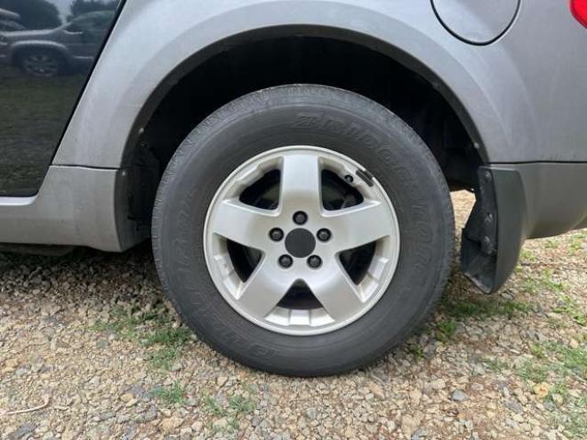 エレメント2.4 4WD ETC/社外ナビ/後席モニター/ルーフラック 2400