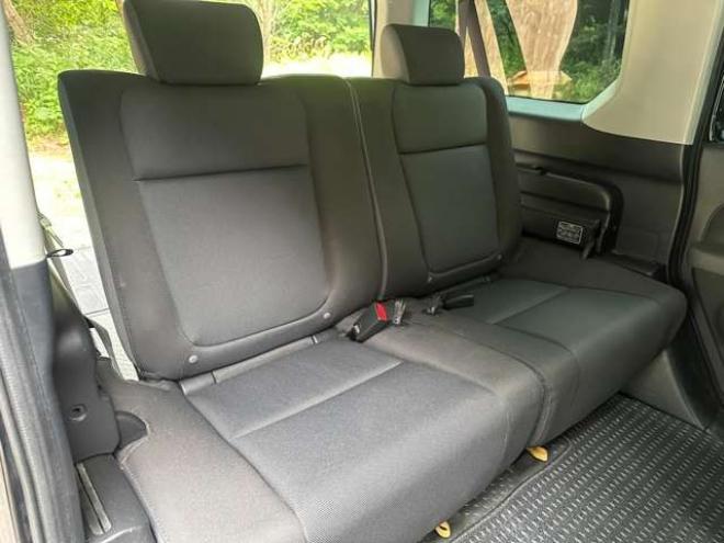 エレメント2.4 4WD ETC/社外ナビ/後席モニター/ルーフラック 2400