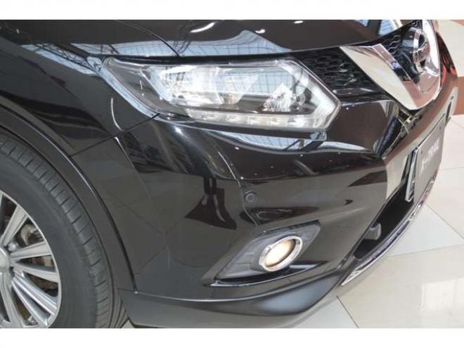 エクストレイル2.0 20X エマージェンシーブレーキパッケージ 2列車 4WD　ピュアドライブALLMODE4X4iアイドリングストップ横滑り防止装置エマージェンシーブレー純正ナビTVバックカメラハーフレザーシートヒータードライブレコーダーヒルディセントコントロール 2000