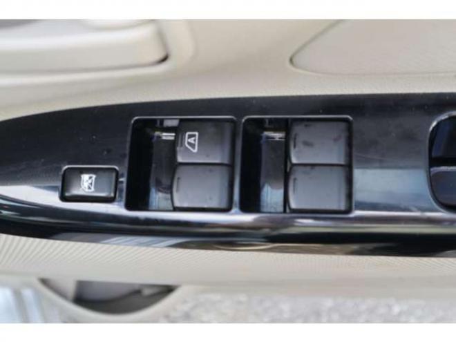 デイズS 4WD CDプレイヤー エマージェンシーブレーキ 運転席シートヒーター 踏み間違い衝突防止アシスト 660