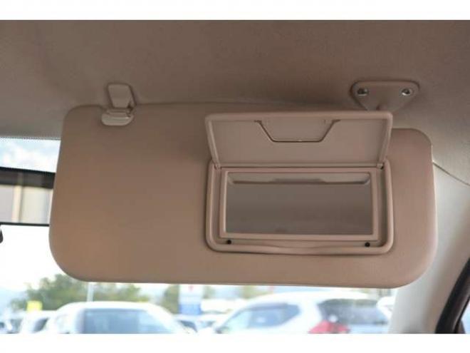 デイズS 4WD CDプレイヤー エマージェンシーブレーキ 運転席シートヒーター 踏み間違い衝突防止アシスト 660