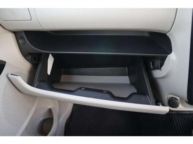 デイズS 4WD CDプレイヤー エマージェンシーブレーキ 運転席シートヒーター 踏み間違い衝突防止アシスト 660