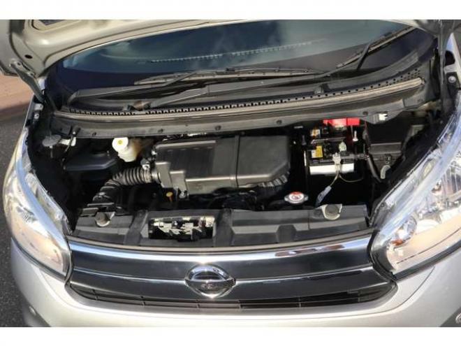 デイズS 4WD CDプレイヤー エマージェンシーブレーキ 運転席シートヒーター 踏み間違い衝突防止アシスト 660