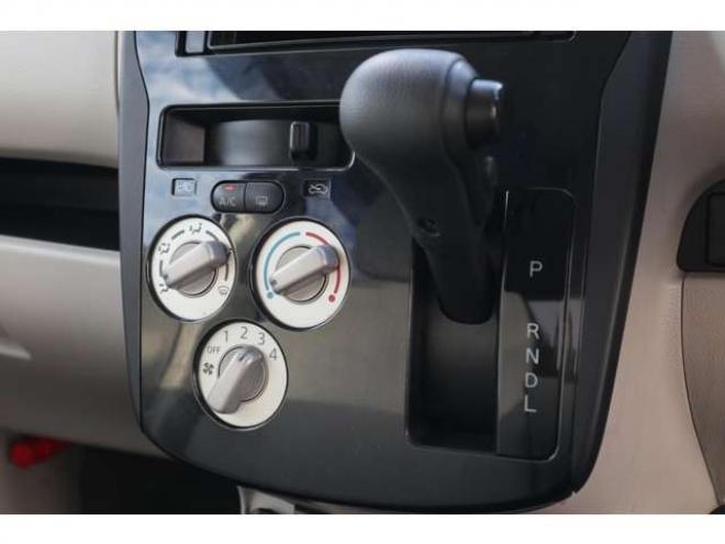 デイズS 4WD CDプレイヤー エマージェンシーブレーキ 運転席シートヒーター 踏み間違い衝突防止アシスト 660