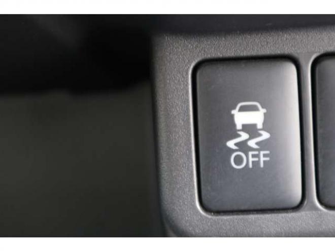 デイズS 4WD CDプレイヤー エマージェンシーブレーキ 運転席シートヒーター 踏み間違い衝突防止アシスト 660