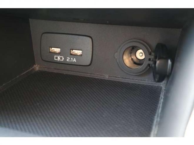 XV2.0i-L アイサイト 4WD　純正フルセグナビ　バックカメラ　ETC　純正ドラレコ　電動パーキング　LEDヘッドライト　ヘッドライトウォッシャー 2000