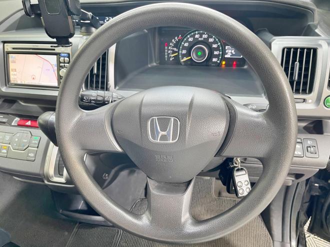 ステップワゴン2.0G Lパッケージ 4WD 5年保証 両側パワスラ ナビ Bカメ ETC 夏冬タイヤ 寒冷地仕様 禁煙 車検整備2年付