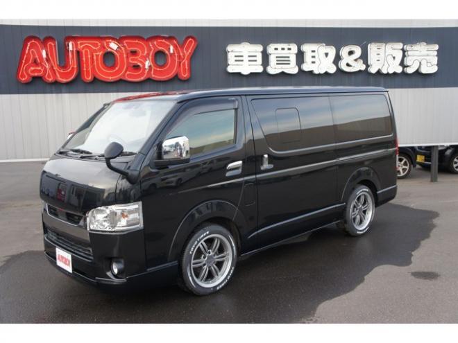 ハイエースバン2.8 スーパーGL ダークプライムII ロングボディ ディーゼルターボ 4WD　415COBRA　フロントスポイラー&ステージ2ルーフスポイラー&ローフォルムフェンダー&バッドラッカーIV18インチAW&TOYO　H30　225/50R18　バッドフェイスボンネット 2800