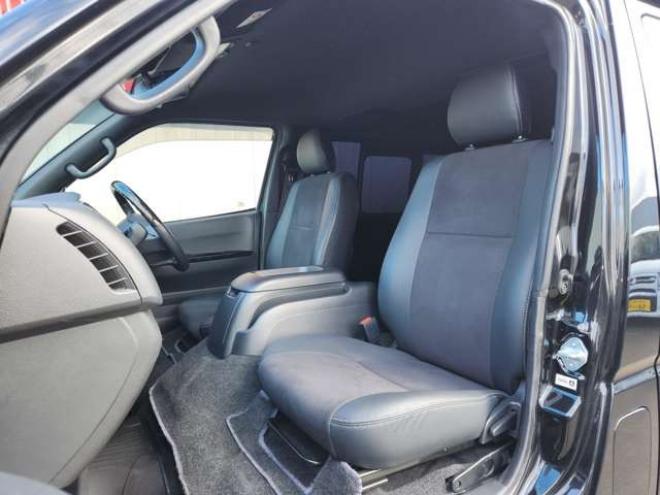 ハイエースバン2.8 スーパーGL ダークプライムII ロングボディ ディーゼルターボ 4WD　415COBRA　フロントスポイラー&ステージ2ルーフスポイラー&ローフォルムフェンダー&バッドラッカーIV18インチAW&TOYO　H30　225/50R18　バッドフェイスボンネット 2800