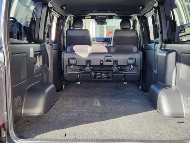 ハイエースバン2.8 スーパーGL ダークプライムII ロングボディ ディーゼルターボ 4WD　415COBRA　フロントスポイラー&ステージ2ルーフスポイラー&ローフォルムフェンダー&バッドラッカーIV18インチAW&TOYO　H30　225/50R18　バッドフェイスボンネット 2800