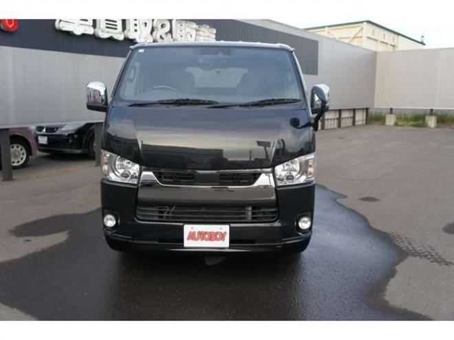 ハイエースバン2.8 スーパーGL ダークプライムII ロングボディ ディーゼルターボ 4WD　415COBRA　フロントスポイラー&ステージ2ルーフスポイラー&ローフォルムフェンダー&バッドラッカーIV18インチAW&TOYO　H30　225/50R18　バッドフェイスボンネット 2800