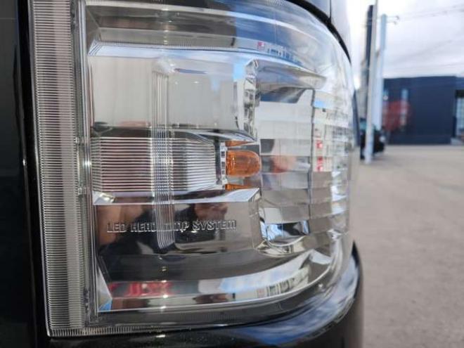 ハイエースバン2.8 スーパーGL ダークプライムII ロングボディ ディーゼルターボ 4WD　415COBRA　フロントスポイラー&ステージ2ルーフスポイラー&ローフォルムフェンダー&バッドラッカーIV18インチAW&TOYO　H30　225/50R18　バッドフェイスボンネット 2800