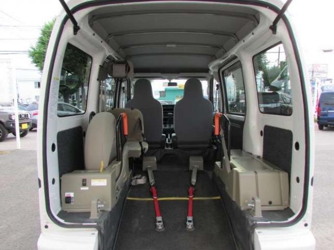 ハイゼットカーゴ スローパー(リアシートレス)+ 折り畳み補助シート 福祉車両 4WD 660