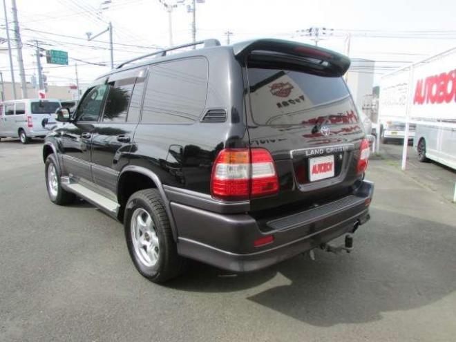 ランドクルーザー100 4.2 VXリミテッド Gセレクション ツーリングエディション ディーゼルターボ 4WD クルーズコントロール/シートヒーター/パワーシート/ETC/社外ナビ/フルセグTV/バックカメラ/ヒッチメンバー/GANADORマフラー 4200