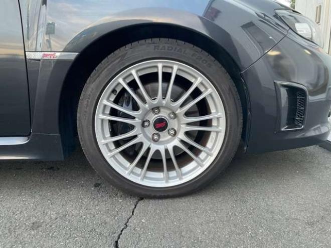 インプレッサハッチバックSTI 2.0 WRX 4WD Defi3連メーター(ブースト計・油温計・油圧計) ETC 運転席パワーシート プッシュスタート 2000