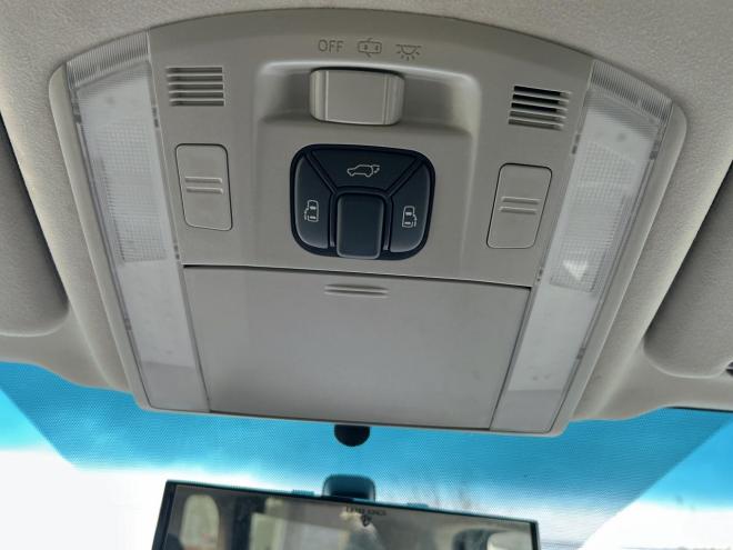 ヴェルファイア2.4ZプラチナセレクションⅡ 4WD　ローンが不安な方＜優遇ローン＞本州仕入　寒冷地仕様　両側パワースライドドア　社外ナビ 4WD
