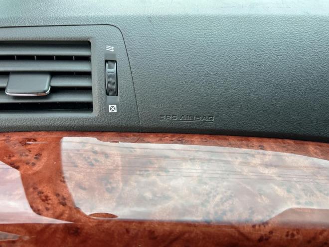 ヴェルファイア2.4ZプラチナセレクションⅡ 4WD　ローンが不安な方＜優遇ローン＞本州仕入　寒冷地仕様　両側パワースライドドア　社外ナビ 4WD