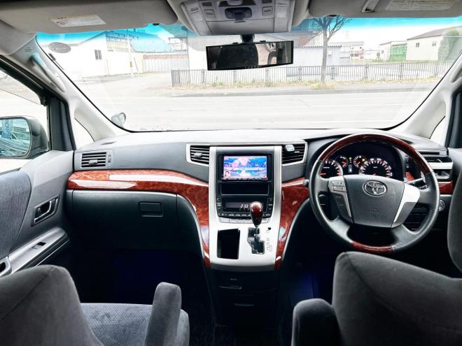 ヴェルファイア2.4ZプラチナセレクションⅡ 4WD　ローンが不安な方＜優遇ローン＞本州仕入　寒冷地仕様　両側パワースライドドア　社外ナビ 4WD
