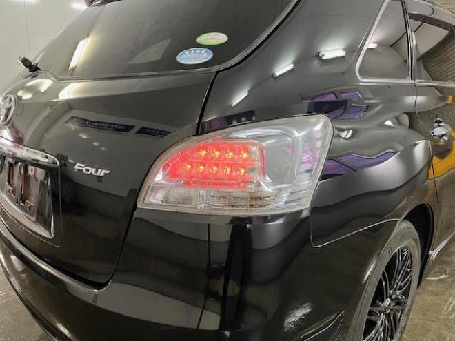 マークXジオ２４０　エアリエル　寒冷地仕様　禁煙車　ＷＡＫＯＳバリアスコーティング済　社外１７インチＡＷ　純正１６ＡＷ＋スタッドレスタイヤ付　ケンウッドナビ（フルセグ地デジ　ＤＶＤ再生　Ｂｌｕｅｔｏｏｔｈ）　ＰＵＳＨスタート　スマートキー　フロントガラス熱線　横滑り防止装置　タイミングチェーン車　ＨＩＤヘッドライト 4WD 2400 5Dr