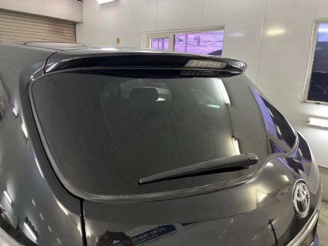 マークXジオ２４０　エアリエル　寒冷地仕様　禁煙車　ＷＡＫＯＳバリアスコーティング済　社外１７インチＡＷ　純正１６ＡＷ＋スタッドレスタイヤ付　ケンウッドナビ（フルセグ地デジ　ＤＶＤ再生　Ｂｌｕｅｔｏｏｔｈ）　ＰＵＳＨスタート　スマートキー　フロントガラス熱線　横滑り防止装置　タイミングチェーン車　ＨＩＤヘッドライト 4WD 2400 5Dr