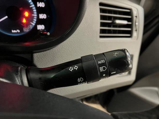 マークXジオ２４０　エアリエル　寒冷地仕様　禁煙車　ＷＡＫＯＳバリアスコーティング済　社外１７インチＡＷ　純正１６ＡＷ＋スタッドレスタイヤ付　ケンウッドナビ（フルセグ地デジ　ＤＶＤ再生　Ｂｌｕｅｔｏｏｔｈ）　ＰＵＳＨスタート　スマートキー　フロントガラス熱線　横滑り防止装置　タイミングチェーン車　ＨＩＤヘッドライト 4WD 2400 5Dr