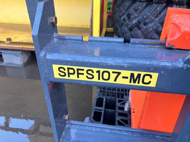 アタッチメントシブヤ製　コマツWA40～WA50用　中古パレットフォーク　K-att