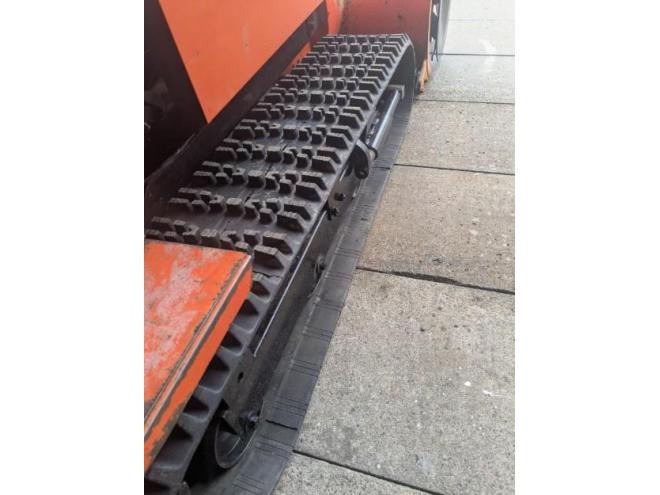 除雪機クボタ　KSR-20-2ＤＸ HST　２０馬力　軽油