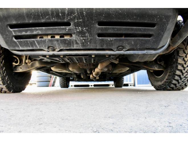 デリカD;5　４WD　本州仕入　アイガーグレーメタリック　社外アルミ　ジオランダー１６インチＭ／Ｔタイヤ　フロントガード　純正ナビ　両側電動スライドドア　パワーバックドア