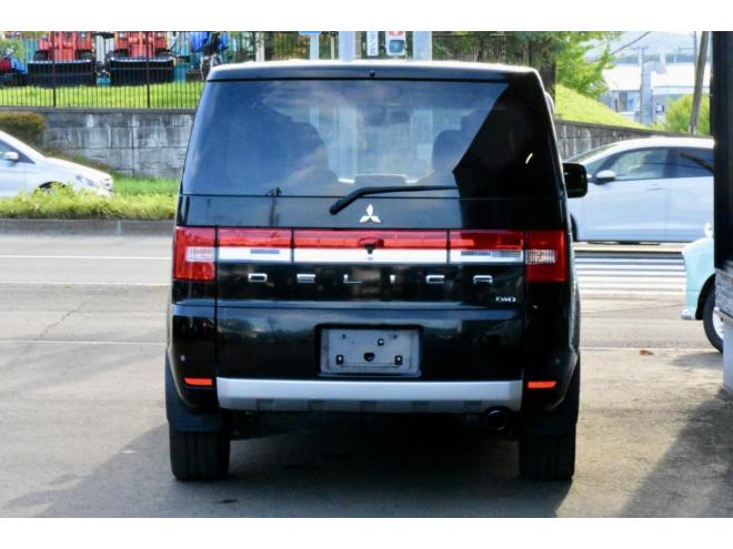 デリカD:5　４WD　Ｄパワーパッケージ　本州仕入　新品フロントガード　夏／冬タイヤ付き　両側パワースライドドア　ＥＴＣ