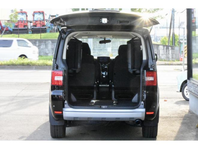 デリカD:5　４WD　Ｄパワーパッケージ　本州仕入　新品フロントガード　夏／冬タイヤ付き　両側パワースライドドア　ＥＴＣ