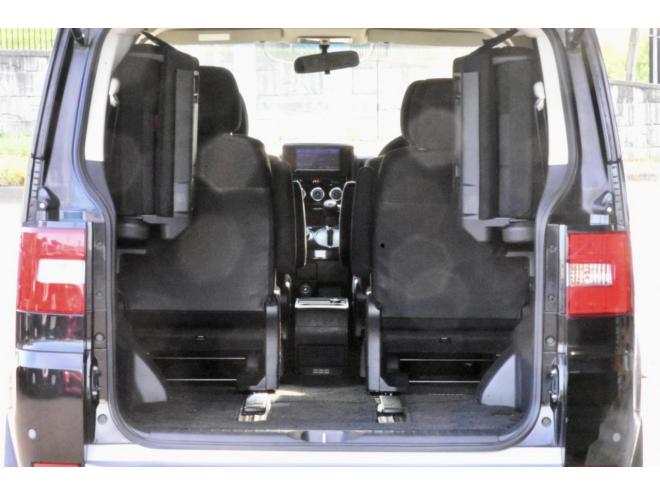 デリカD:5　４WD　Ｄパワーパッケージ　本州仕入　新品フロントガード　夏／冬タイヤ付き　両側パワースライドドア　ＥＴＣ